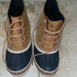 Sorel duck boots women
